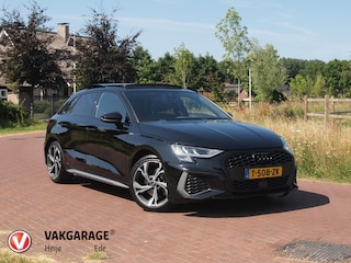 Audi A3 Sportback 35 TFSI S edition | Panoramadak | Bang & Olufsen | Trekhaak | Apple Carplay | Parkeersensoren |