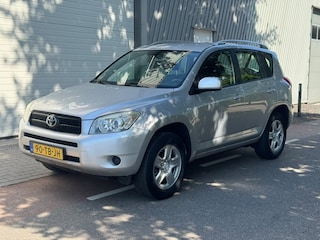 Toyota RAV4 2.0 VVTi Linea Terra