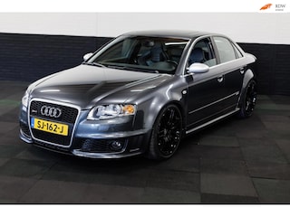 Audi A4 A4 Avant 4.2 V8 quattro
