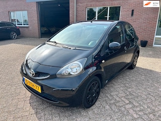 Toyota Aygo 1.0-12V // Airco // Nieuwe APK