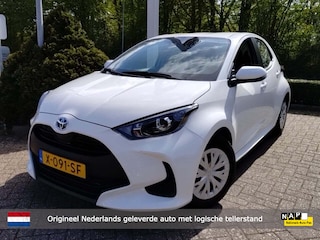 Toyota Yaris 1.5 Hybrid Active | Trekhaak afneembaar | All-season | NL-auto