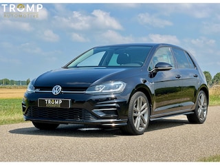 Volkswagen Golf 1.5 TSI Highline Business R-line