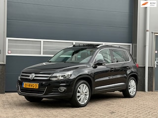 Volkswagen Tiguan 2.0 TSI Sport&Style 4Motion bj.2011 Autom|Pano|Trekh|Navi.