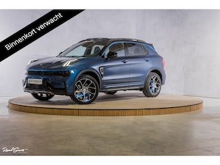 Lynk & Co 01 1.5 All-in geprijsd: inclusief onderhoud, 1 jaar BOVAG-garantie | Panorama dak | Adaptieve cruise | Blis | Memory |