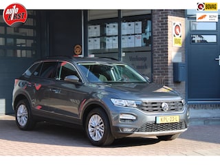Volkswagen T-Roc 1.0 TSI Style Business / Camera / Adaptive Cruise / Carplay / PDC