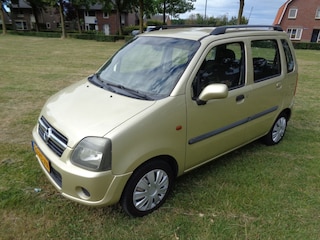 Opel Agila met nieuwe a p k