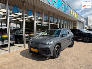 Volkswagen Tiguan 1.5 eHybrid R-Line Edition 272PK PANORAMA , TREKHAAK