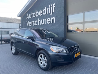Volvo XC60 2.0T Momentum automaat pano pdc voor + achter blis