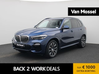 BMW X5 xDrive30d (195 kW) | Harman Kardon Surround Sound System | Shadow Line | Active Cruise Control met Stop&Go functie | HUD | LED Koplampen |  Panoramisch schuifdak | M Sport remmen |