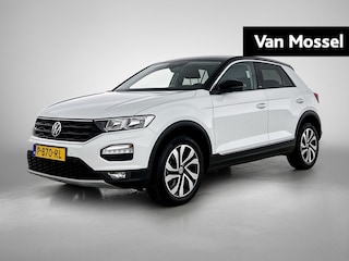 Volkswagen T-Roc 1.5 TSI Style | 150 PK | Autromaat | Apple Carplay / Android Auto | Trekhaak | Parkeersensoren | Adaptief Cruise Control | Stoelverwarming |