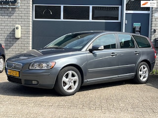 Volvo V50 1.8 Edition I AIRCO TREKHAAK APK 13-7-2027 N.A.P.
