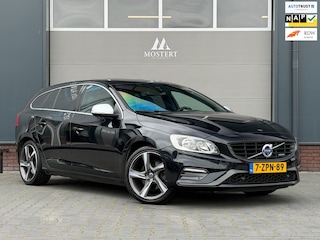 Volvo V60 1.6/150pk T3 R-Design|2015|NAP|Automaat|Trekhaak|Navi|Cruise|PDC|