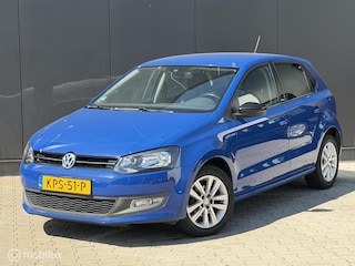 Volkswagen Polo 1.2 STYLE | AIRCO | STOELVERWARMING | VELGEN |