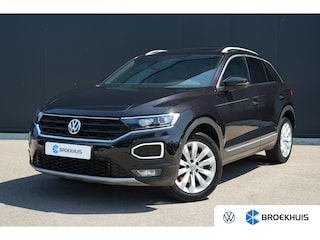 Volkswagen T-Roc 1.5TSi 150PK Sport | Trekhaak | Panoramadak | Apple Carplay |