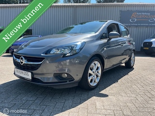 Opel Corsa 1.4 Innovation / Color Edition 6/12 m Garantie