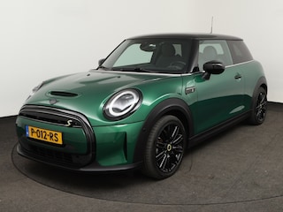 Mini Mini Business Edition | 96% SoH • Camera • CarPlay • Adaptive Cruise
