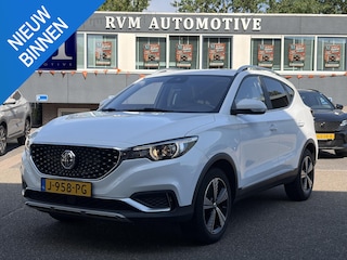 MG ZS EV Luxury 45 kWh AUTOMAAT | PANORAMA DAK | SOH 95%| LEDER | CAMARA | NET ONDERHOUD GEHAD BIJ MG, RIJKLAAR! |