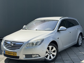 Opel Insignia Sports Tourer BWJ 2011 | 2.0T 221 PK Cosmo | TREKHAAK | CLIMA | NAVI | STOELVERW | PDC | XENON | SPORTSTOELEN |