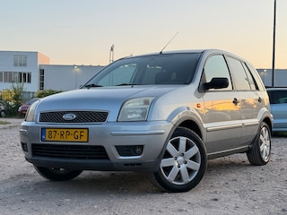 Ford Fusion 1.6-16V Futura/ LM VELGEN