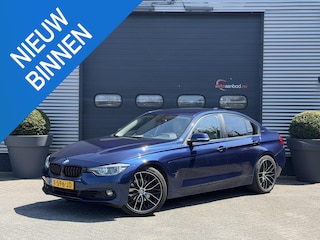 BMW 330e High Executive SOH 91,3% | Navigatie | Lederen Bekleding | 19 Inch Lichtmetalen Velgen | Cruise Control |