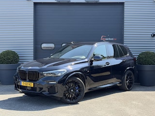 BMW X5 xDrive45e High Executive M-Sport | Luchtvering | 22 Inch Lichtmetalen Velgen | Head-Up Display | Elektrische Trekhaak |