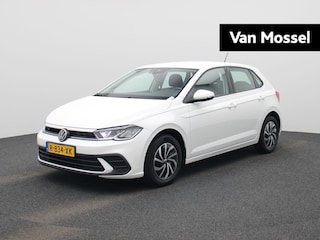 Volkswagen Polo 1.0 TSI Life Business | Apple carplay/Android auto | Adaptive cruise control | Draadloze telefoonlader | Navigatie | Parkeersensoren voor en achter | Rijstrook sensor | Start/stop systeem | Voorstoelen verwarmbaar |