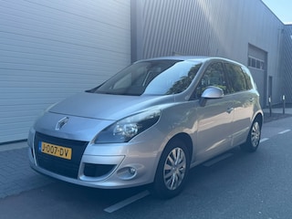 Renault Scénic 1.5 dCi Expression | Trekhaak | Cruise control |