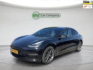 Tesla Model 3 Long Range AWD 75 kWh | SOH 81% | Autopilot | Dual Motor | Camera | Wit interieur | All-season banden