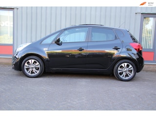 Kia Venga 1.4 CVVT DynamicPLusLine Panoramadak trekhaak navigatie camera verwacht
