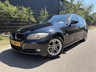BMW 3-serie Touring 318i Business Line / NAVI / CRUISE / AIRCO