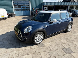 Mini Cooper 5-Deurs 1.5 Chili Business
