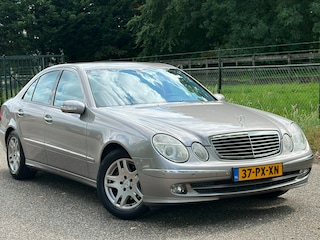 Mercedes-Benz E-klasse 240 Avantgarde /Xenon/NAP/Automaat/Trekhaak/