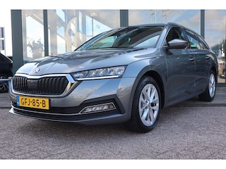 Skoda Octavia Combi 1.0 e-TSI Business Edition | Apple Carplay/Android Auto|telefoonintegratie premium | Draadloze telefoonlader | Lichtmetalen velgen 16"
