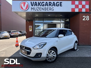 Suzuki Swift 1.2 Style Smart Hybrid // DODEHOEK // ADAPT. CRUISE // CAMERA+SENSOREN // STOELVERWARMING // APPLE-ANDROID AUTO //