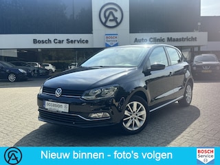 Volkswagen Polo 5-DRS 1.0 COMFORTLINE / V+A PDC / STOELVERWARMING