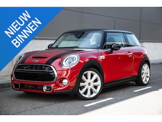 Mini Mini 2.0 3-Deurs | HUD | Camera | Harman/Kardon | Leer | Keyless