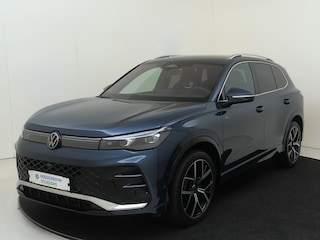 Volkswagen Tiguan 1.5 eTSI R-Line Business | 360 camera | Head-up display | Keyless | Harman/Kardon | Stoel- en stuurwielverwarming | Navigatie | Dodehoekdetectie | Parkeerassistent |