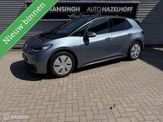 Volkswagen ID.3 Business 58 kWh | Camera | Stoel/Stuurverwarming | Navi | Matrix Led |