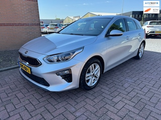 Kia Ceed Cee'd 1.6 CRDi DynamicLine, Euro 6, Marge, Apple Carplay, Hatchback