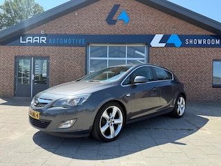 Opel Astra 1.4 Turbo Sport Navi | Cruise | PDC 19" LM Velgen