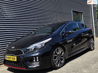 Kia ProCeed Pro_cee'd 1.6 GT 204Pk 05-2015 Black Pearl Metallic
