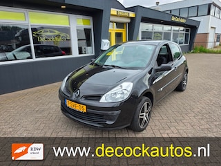 Renault Clio 1.2-16V Authentique