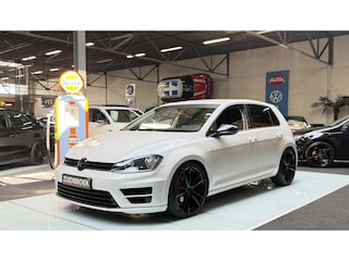 Volkswagen Golf 1.2 TSI R-Line | 19'' Sportvelgen | Navi | 5-Drs | Clima
