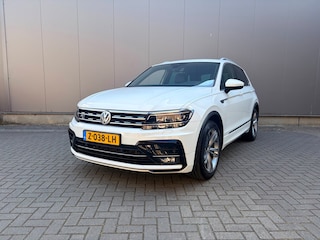Volkswagen Tiguan 1.5 TSI ACT Highline Business R-Line | LED | Navi | Multi Media