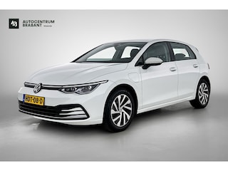 Volkswagen Golf 1.4 eHybrid Style (Goed ondH, Digitale Dash, StoelV, Stoel massage, SfeerV, Navi, Carplay, Parkeersensoren, ETc)