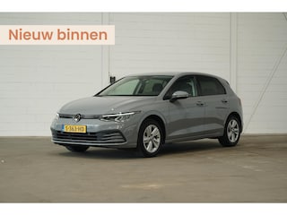 Volkswagen Golf 1.0 TSI Life Business | Ambienteverlichting | Carplay | Stoelv. | Parkeersensoren |
