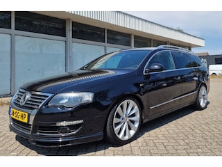 Volkswagen Passat Variant 2.0 Comfortline NAVI LEDER PSENSOR CRUISE TREKHAAK 2 X SLEUTELS