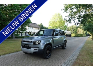 Land Rover Defender 3.0 D250 110 MHEV SE * GRIJS KENTEKEN * | 6 CILINDER | Luchtvering | Panorama dak | 360° Camera |