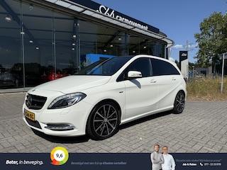 Mercedes-Benz B-klasse 200 AUT | Night pakket | Pano | afn trekhaak | OH aanwezig | stoel verw.