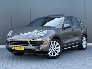 Porsche Cayenne 4.8 S 3e Eigenaar - Schuifdak - Volle Uitvoering - Luchtvering - Leder Dashboard